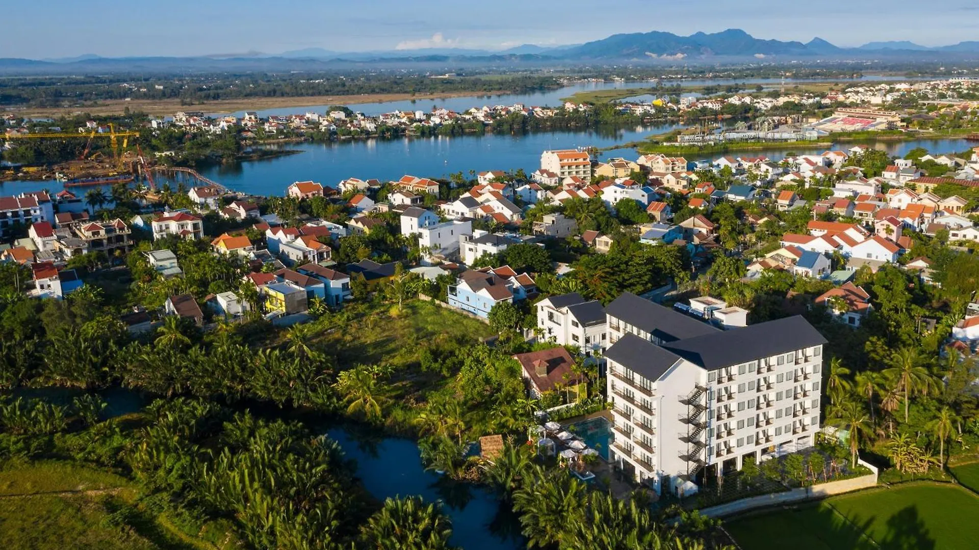 ****  Shining Riverside Hoi An Boutique & Spa Hotel Vietnam