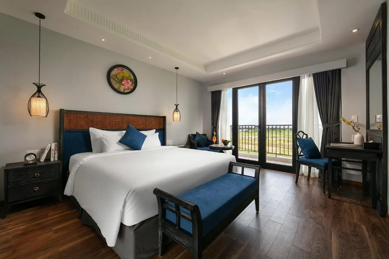 Shining Riverside Hoi An Boutique & Spa